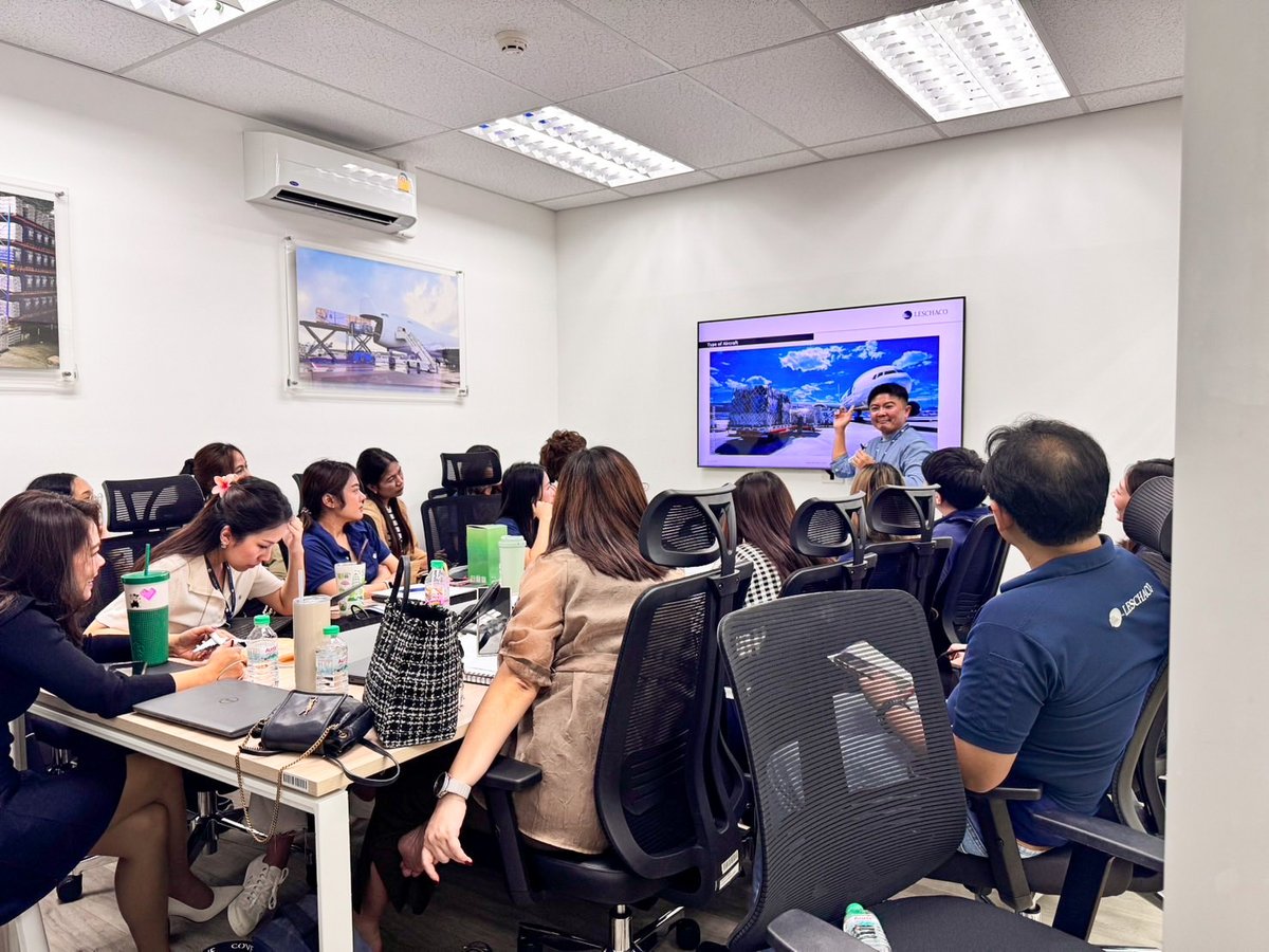 Shout out to our #LeschacoThailand teams keeping our expertise in #AirCargo up to the highest standards with regular trainings. Showing their dedication while having a fun time together. Keep up the great work! monkeylink.co/1b5104