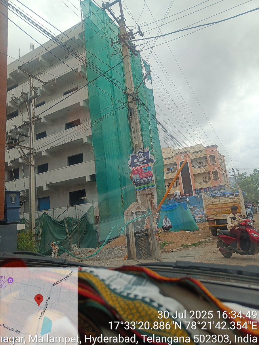 Sy no 272/A,మల్లంపేటలో అనుమతులు లేకుండా, రోడ్డు ఆక్రమించుకుని నిర్మాణంపై జూన్ 2024 కూల్చివేసిన బిల్డింగ్, ప్రస్తుత కమిషనర్ సాకారంతో నిర్మాణం పూర్తి చేసుకుంటున్నారూ. ఫిర్యాదు చేసిన చర్యలు శూన్యం.<a href="/TelanganaCMO/">Telangana CMO</a> <a href="/revanth_anumula/">Revanth Reddy</a> <a href="/cdmatelangana/">C&DMA</a> <a href="/Collector_MDL/">Collector Medchal Malkajgiri</a> <a href="/ACLB_Medchal/">Additional Collector(LB) MMD</a> <a href="/DundigalM/">DundigalMuncipality</a>