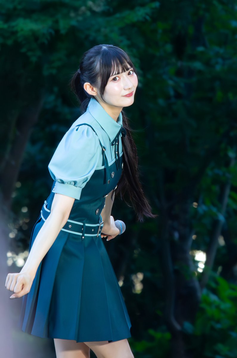 Raintree 佐藤莉華 夏制服 サイン入り生写真 めんちかつ on X: