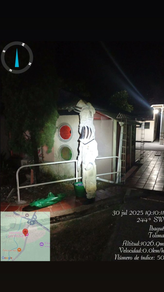 🚒 Bomberos Voluntarios de Ibagué 🚒

Controlamos paneles de avispas 🐝 en:

📍 Centro La Esperanza
📍 Clínica Medicadiz 

🕘 Finalizó 9:11 p.m. | Móvil 14
👥 Cabo Flor, Bomberos Peralta y Cárdenas

📲 119 / 300 973 7272
💛 ¡Siempre listos por tu seguridad!