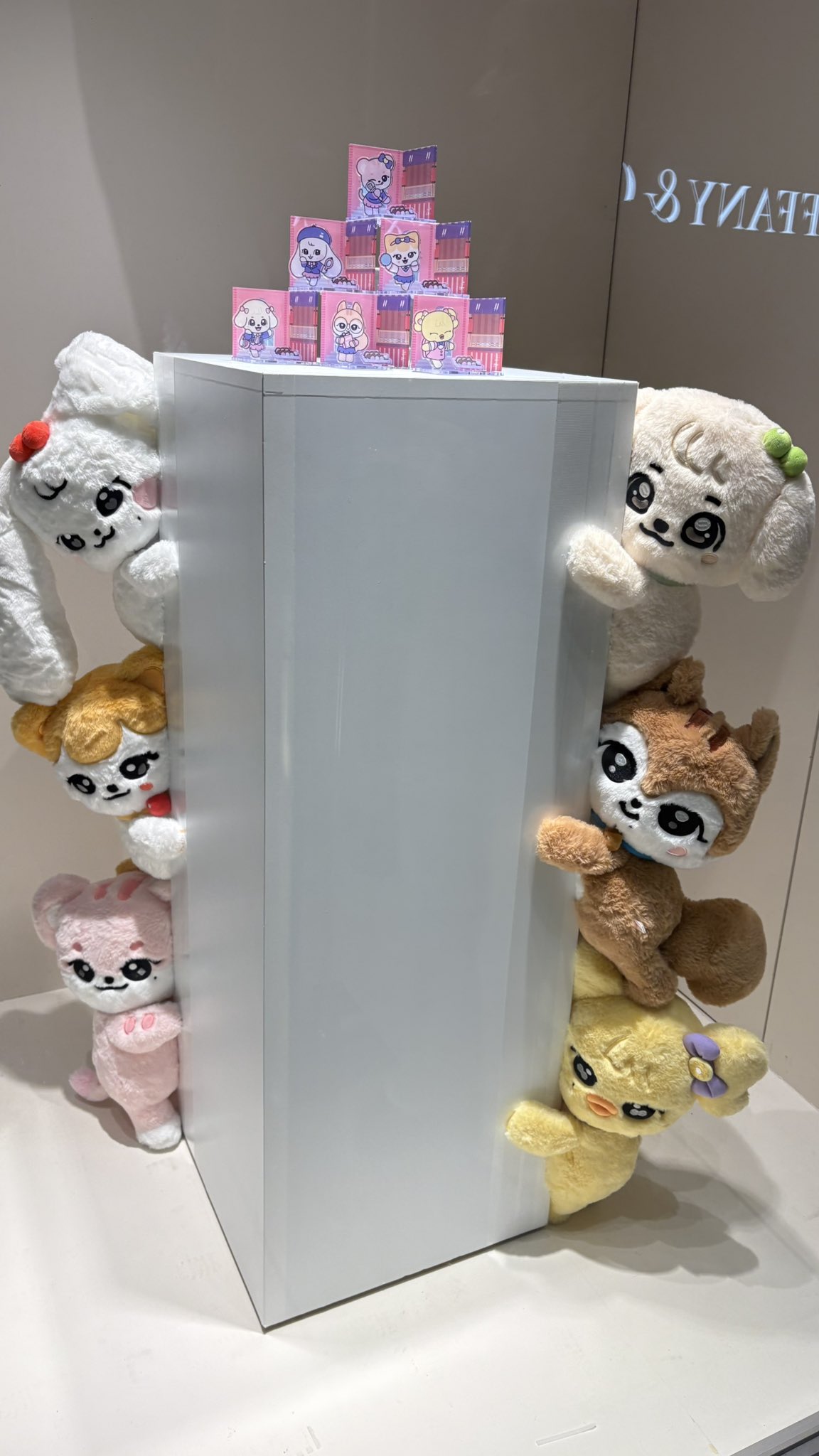 minive キャラクターハグバッグ イランイ minive キャラクターハグバッグ イランイ（【3月抽選販売】新作4