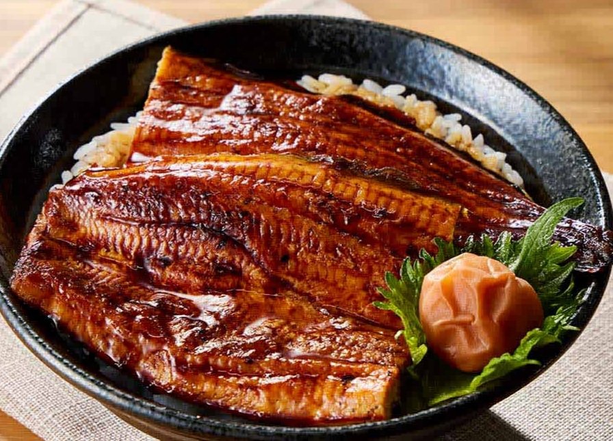 totoman11's tweet photo. 今日は2回目の土用の丑です。
鰻と梅干しは食い合わせが悪いと昔から言われますが…

嘘です。 https://t.co/iM2WvdGPsI