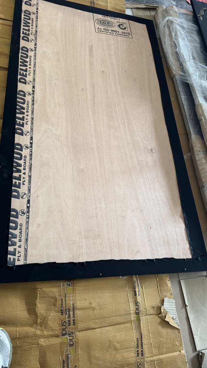 WadhwaSonia's tweet image. Ordered Rollo &amp;amp; Ibiza. Recd. Late, unpacked parts, Cloth stapled torn,boards localPly, BedBoxes manual, was told fitting कर देंगे , wasn’t AN IBIZA – &amp;amp; headoffice said
‘Please aap ek baar forego karein, Ek baar to Bhagwan bhi maaf karta hai’!
 #lovestanley #stanleysofa #wronged