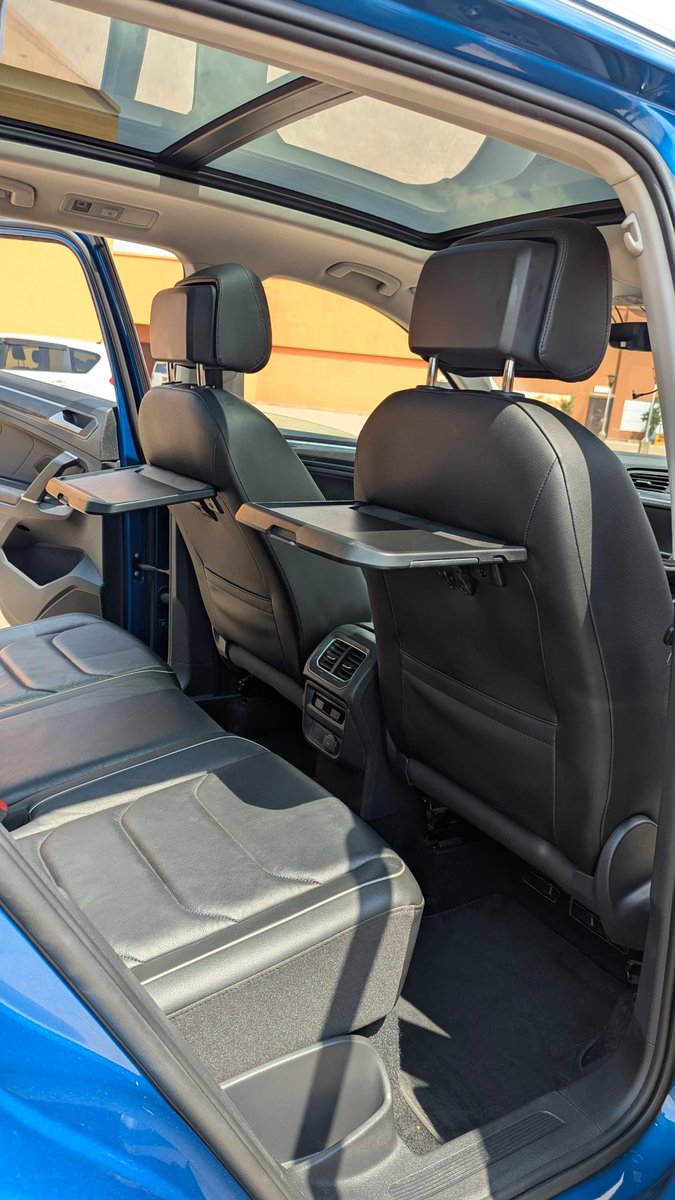 Buythiscar1's tweet image. #tiguan #Volkswagen 
The 2017-18 Volkswagen Tiguan is a compact SUV known for its solid build, premium features, and versatile nature. It's powered by a 200-hp turbocharged 2.0-liter four-cylinderme engine.
        @ 90M UGX 📲 0782238581.