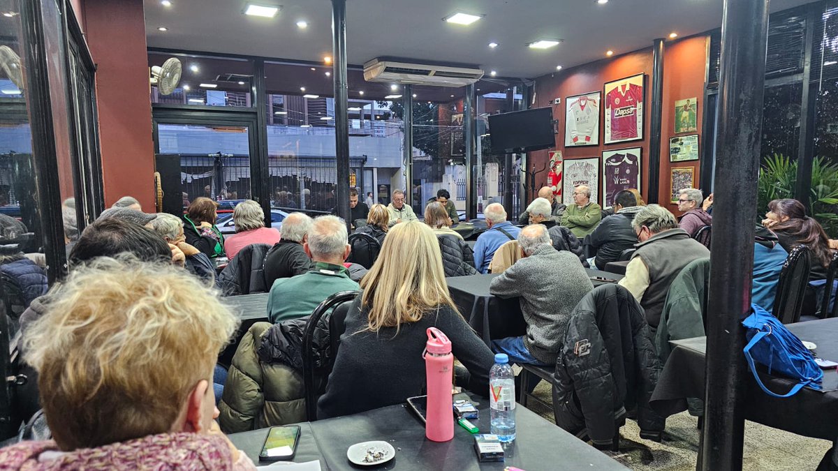 Esta tarde Marcelo Rivas encabezó un nuevo plenario general de su agrupación La Marcelo T.

Se analizó el panorama político local y provincial, y se concluyó delineando la estrategia para llevar a cabo en la nueva campaña electoral que comienza de cara a las elecciones próximas.