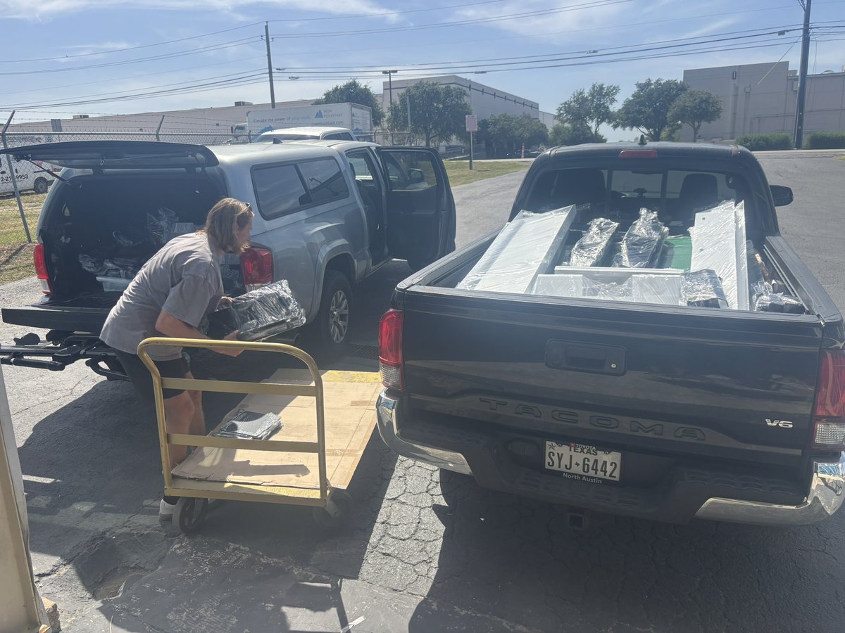 You know it’s gonna be a great day when you pick up two tacomas worth of parts from the powder coating shop