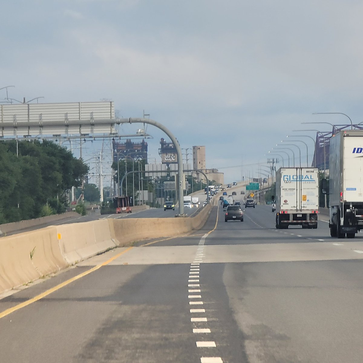 Leaving Chicago via Skyway
It's 170 miles out of Chicago, we got a full tank of gas, half a pack of cigarettes, it's dark, and we're wearing sunglasses,HIT IT. GEN CON BOUND!!!