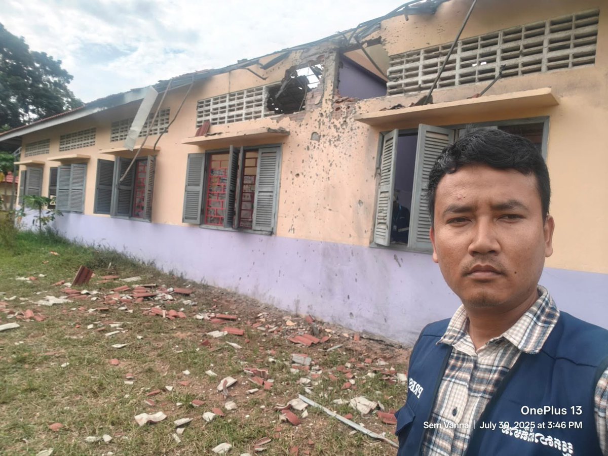 RKAi9999's tweet photo. Another school in Cambodia that has been destroyed by Thailand F16. 
#TruthFromCambodia 
#ThailandStartedTheWar 
#ThailandLiesTheWorld https://t.co/K4pAVBZrMj