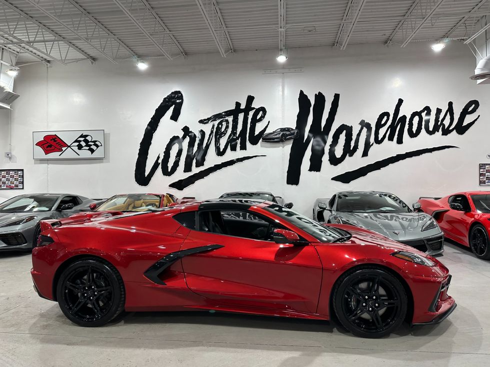 douglasjernest's tweet image. 😍🔥 2024 Red Mist Metallic Corvette Stingray 🔥😍

Only 931 miles, 495 HP / 470 lb-ft, 0-60 in just 2.9 seconds, and quarter-mile in 11.2 seconds. 🔥💯
Pure power and style! 🏎️💨❤️

#Corvette #RedMist #C8 #AmericanMuscle #Supercar #Speed #Stingray#2024#Corvettewarehouse