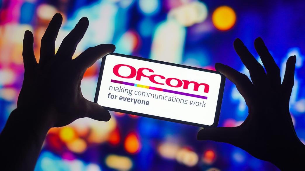 5/ And it’s already being enforced.

UK regulator Ofcom has begun sending legal threats to U.S. companies, ordering them to obey the law—or else.

Truth Social. Apple. Reddit. X. TikTok.

All under pressure to censor Americans… because Britain said so??!!