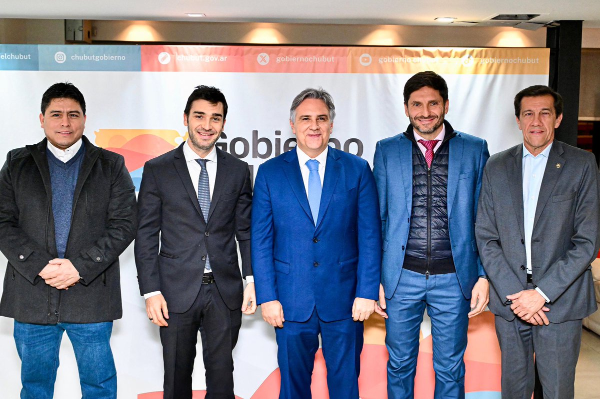 Carlos Sadir tweet media