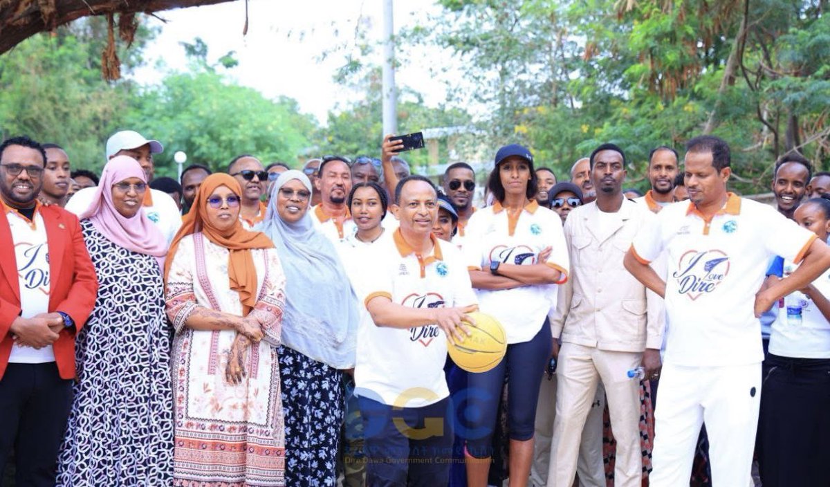 4ኛው የድሬ ናፍቆት ሳምንት በፍቅር ከተማ በድሬ ዳዋ በድምቀት በመከበር ላይ ይገኛል። 

በዓሉ የተጀመረው የቁልቢ ገብርኤል ዓመታዊ የንግስ በዓል ማግስት በመሆኑ፣ ለእምነቱ ተከታዮች እንኳን አደረሳችሁ እያልኩ ሁለቱንም ዝግጅት ለማክበር እድል