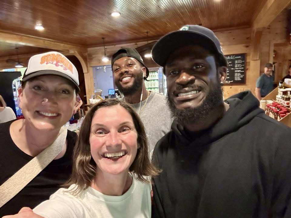 It wasn't just Tre White trying out Pittsford Dairy... check out this shot of Christian Benford photobombing White taking a selfie with fans! All the #BillsMafia got in on the fun. 🏈