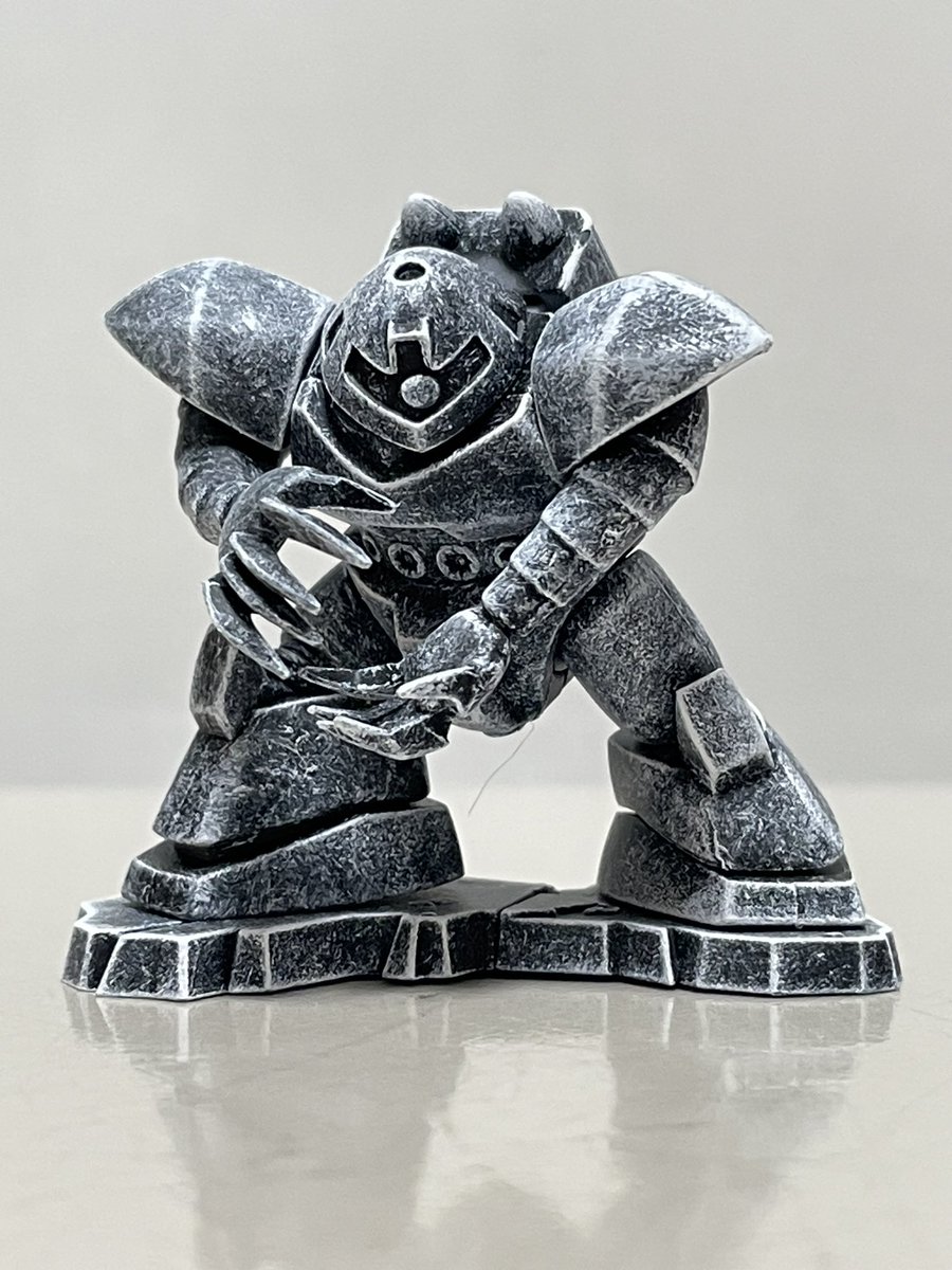 小さいのによく出来てるので塗りたくなります。黒サフと白だけ入れましたが、塗り進める時間あるかなぁ…
＃チョコサプ