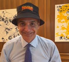 Κατάλυση Δημοκρατίας 

🔸Άρθρο 70α 
Η επιστολική ψήφος δεν επιτρέπεται στις μυστικές ψηφοφορίες όπως αυτές που αφορούν ποινικές ευθύνες υπουργών. 

🔸Άρθρο 155 
Η απόφαση της Βουλής για άσκηση δίωξης (προανακριτική) γίνεται μόνο με μυστική ψηφοφορία.

✅ Σας γλεντάει ο γόνος