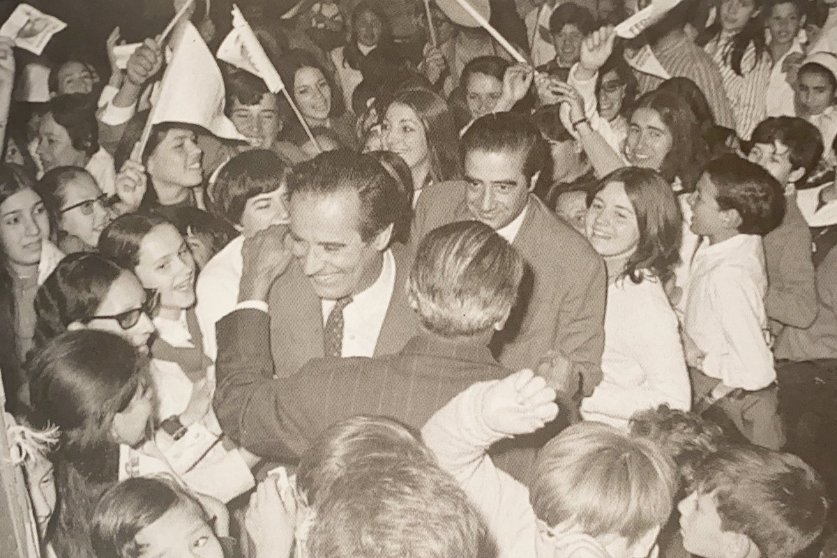 #Efemérides 
31 de julio de 1970. En un acto en la ciudad de Minas, Wilson Ferreira Aldunate manifiesta su aspiración a ser candidato a la presidencia de la república en las elecciones de noviembre de 1971.