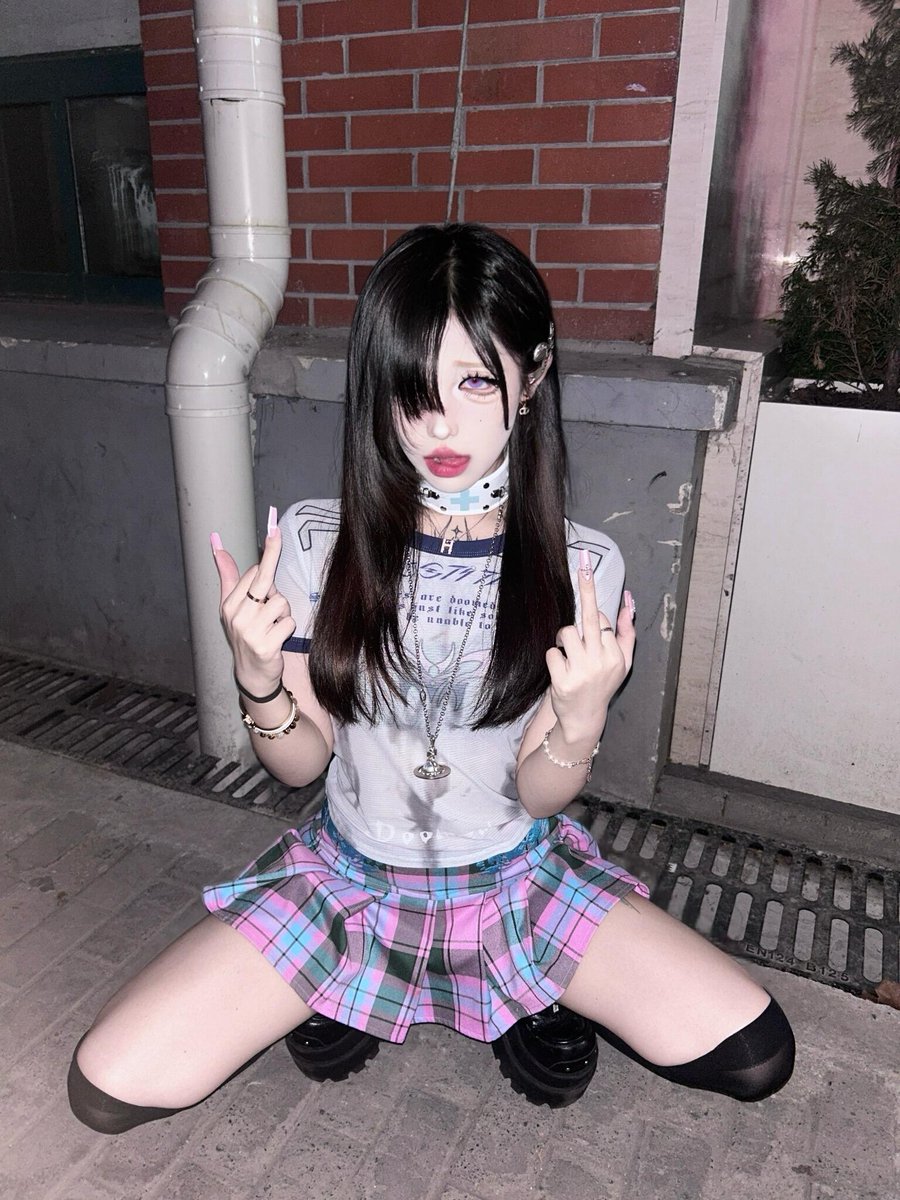 1500粉福利哦，评论即可领取祖宗的死妈祝福~~无脑死妈孤儿才能参与哦？正常人别来呢🙄