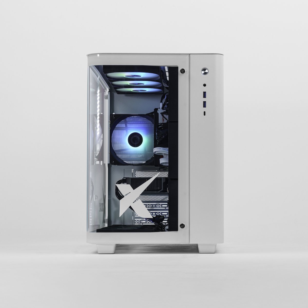 xidaxpcs's tweet image. We love both our Onami and our Xen cases! But which do you prefer?
#xidax #computercase #custompc #gamingpc #pcgaming #pcbuild #onami #xen