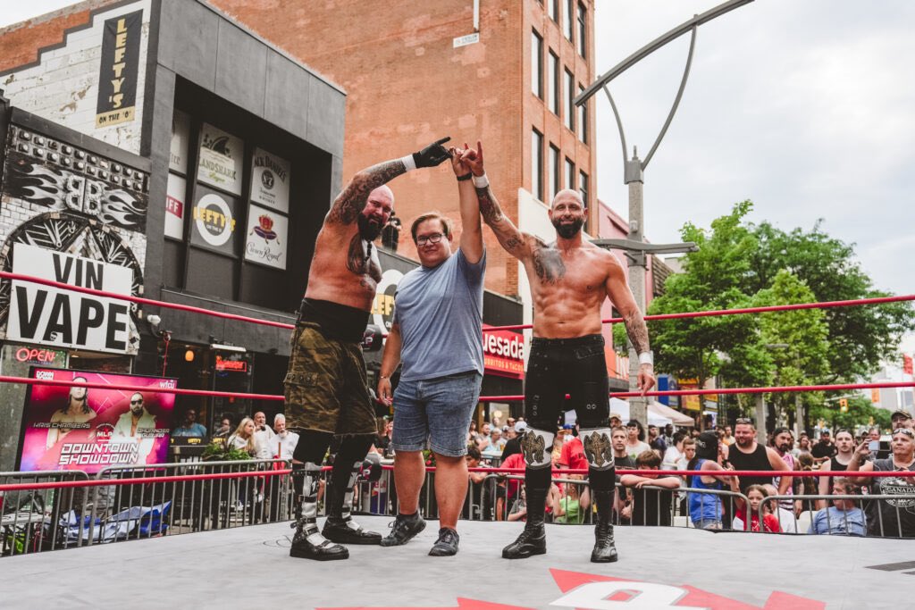 Get ur #OGBulletclub photo op this Friday and Saturday at <a href="/wrestlecon/">WrestleCon</a> just like here in downtown Windsor, Ontario, Canada 🇨🇦
Also this Friday evening <a href="/BoleroSnort/">Bolero Snort Brewery</a> a LIVE #TalkNShop !!!!!!!