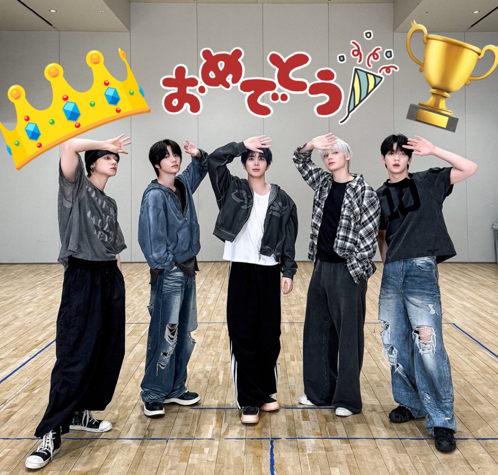 ki_yu_ilmoa's tweet photo. めちゃくちゃ時差すぎますがまずは一冠❗️🏆おめでとう☺️🎉
今日はウマチュン事前投票〆✅投下は様子を見て慎重に🫶11時前見守りたいな
本日のⓂ️カはもう祈るのみ❣️今は2週目に向けて気持ち切らさずファイティン☺️🔥
#BeautifulStrangers1stWin
#TXT27thWin #TOMORROWXTOGETHER https://t.co/04Z7EsSwVI