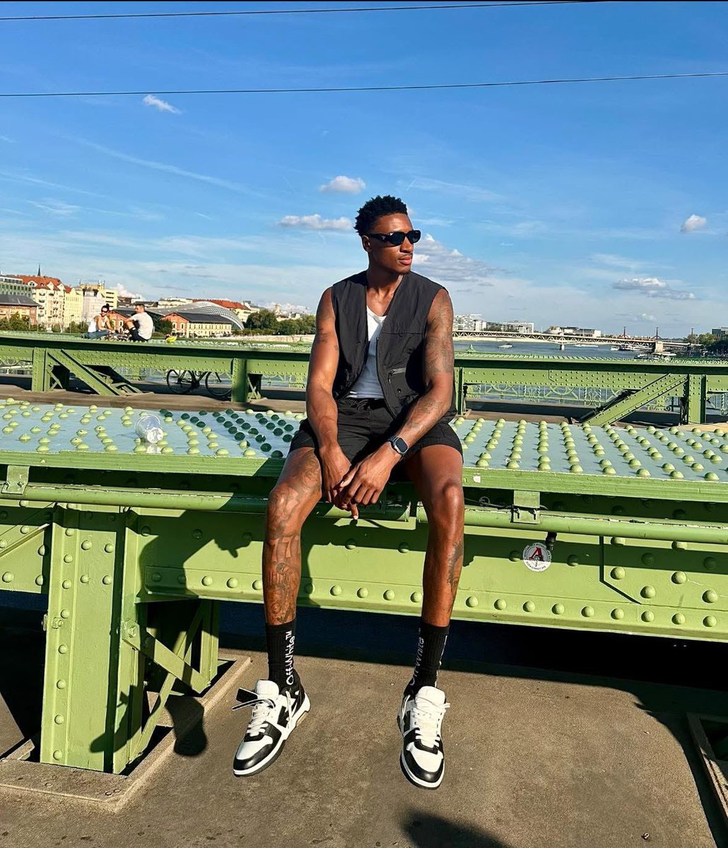 Blessed to see another year! Today I Identify as 26! 😆… ♌️ SZN + 1 🥳🎉