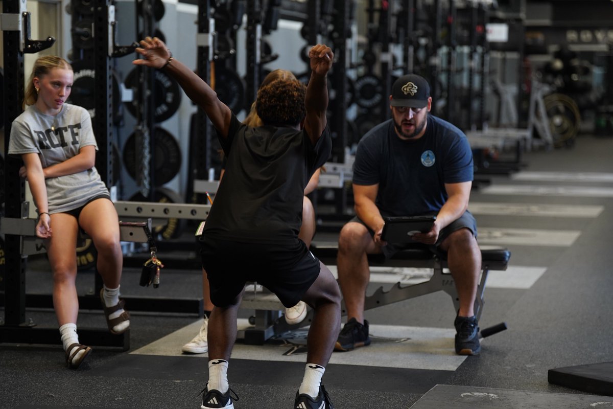 A few Dawgs are taking part in groundbreaking work! 💥

Mark Pryer M.S., CSCS, FRCms, XPS - (Texas Tech, MJP, EXOS) is leading the first-ever study on how team sport athletes accelerate from movement w/ a few of our own, who will soon be featured in 2 upcoming articles!

#oneRC