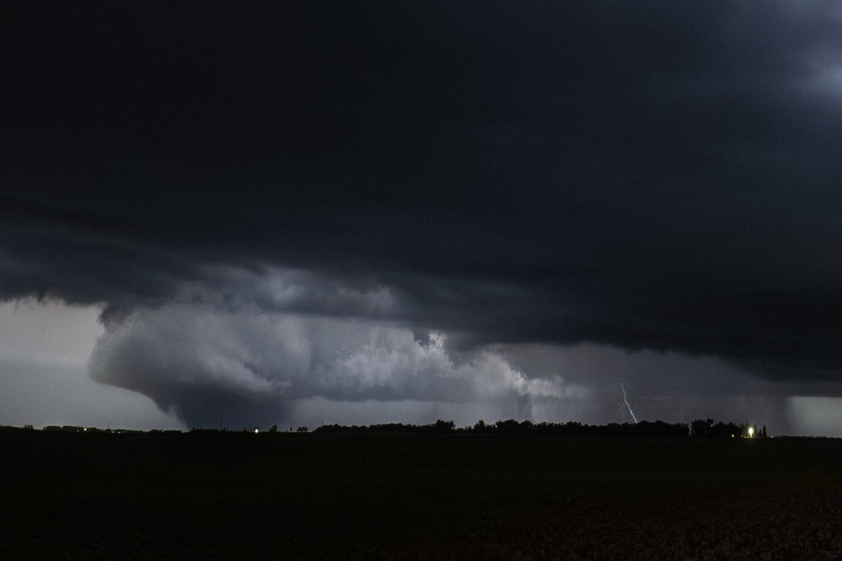 4 craziest tornadoes I saw this year. 
Clear Lake, SD
Spiritwood, ND 
Morton, TX
Enderlin, ND
