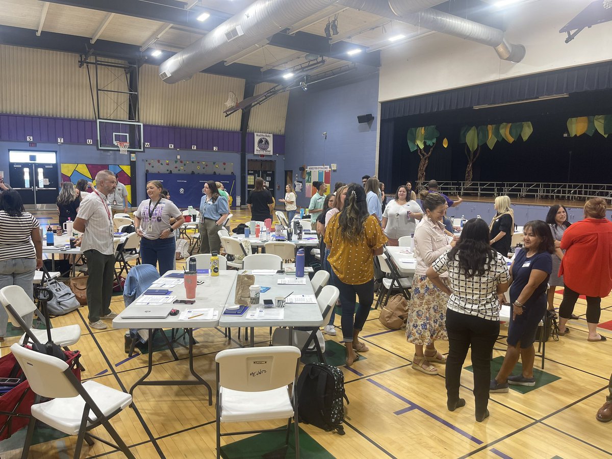 BethTousek's tweet photo. Today we launched our summer mentor teacher training! We’re piloting Texas Mentorship Training in partnership with US Prep. This series will equip our mentors to better support and grow our newest teachers. #SMCISD #USPrep #MentorTeachers #TeacherSupport https://t.co/TN0KnmExga