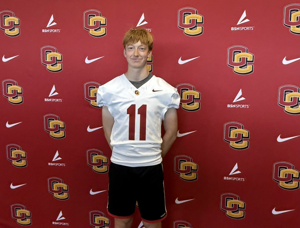 After a great visit and conversation with <a href="/CoachJPont/">John Pont</a> and <a href="/CoachBenHammer/">Ben Hammer</a> I am grateful to receive an offer from <a href="/Yeo_Football/">Oberlin Football</a>! 

<a href="/Diego_Marquez95/">Diego Marquez</a> <a href="/westcoastpreps_/">West Coast Preps</a> <a href="/CoachSmith67/">Roseanna Smith</a> <a href="/CoachPeterson22/">Jay Peterson</a> <a href="/GetSportsFocus/">GetSportsFocus</a>