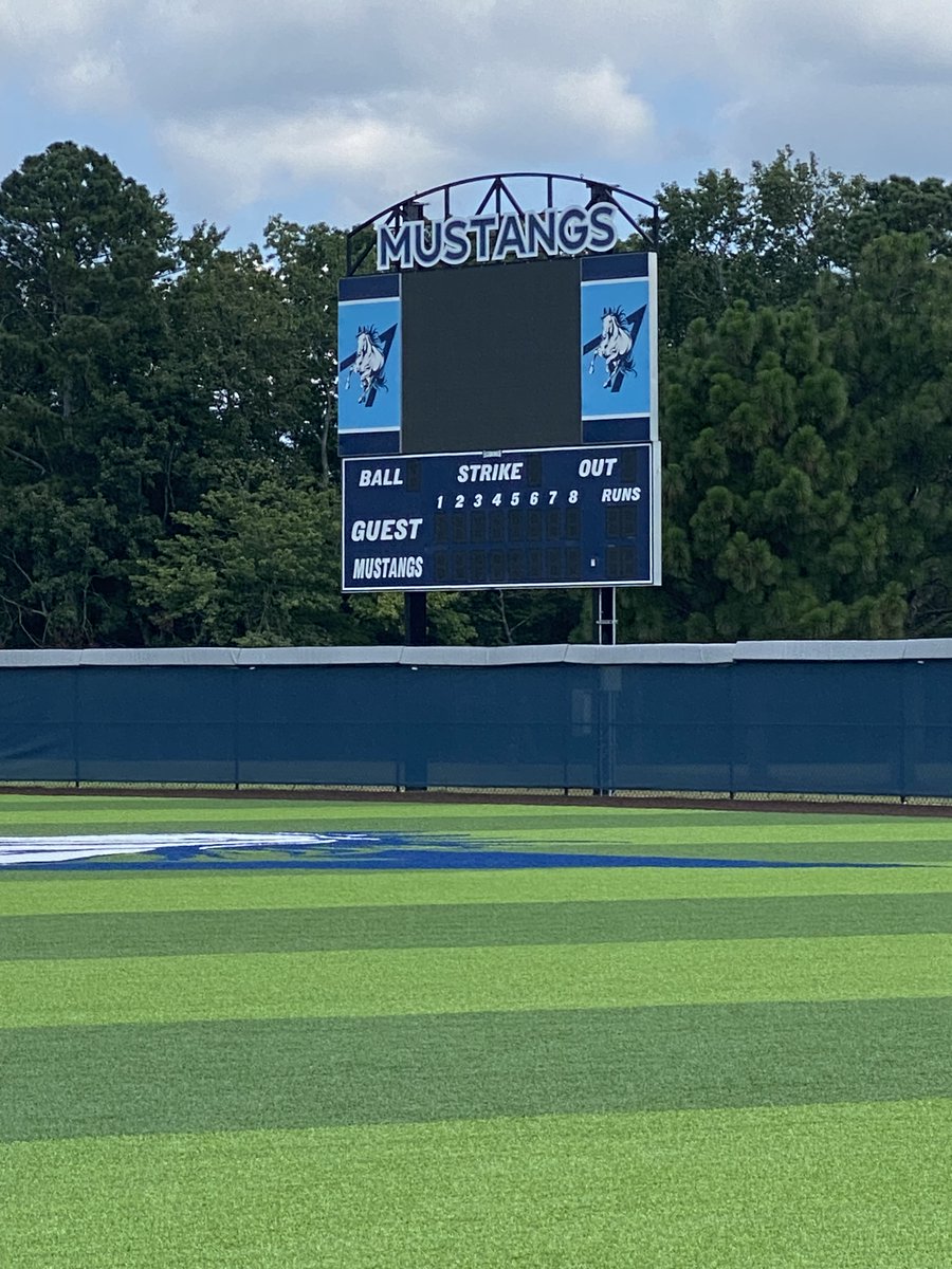 Lily Blaylock tweet media