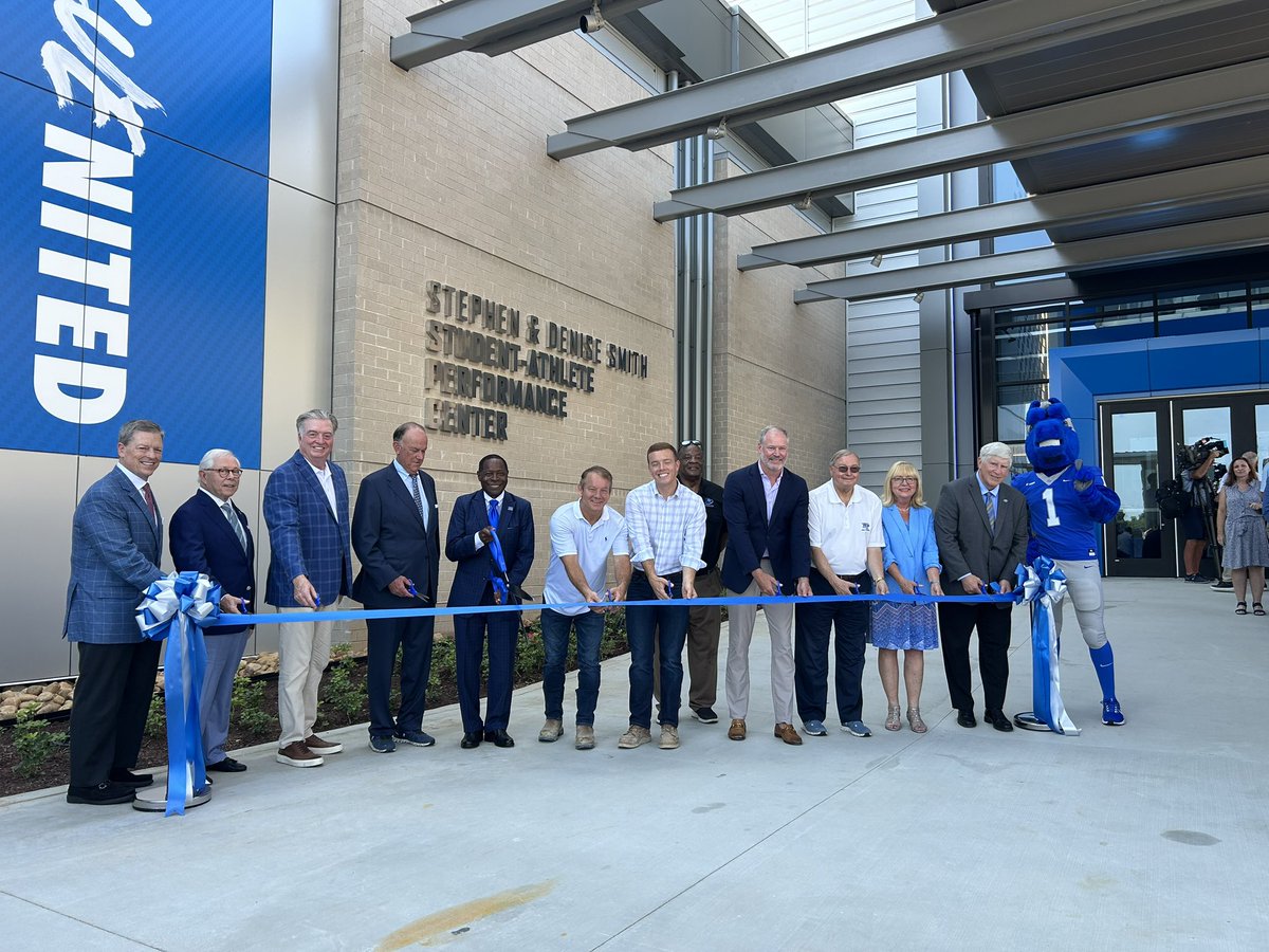 ldeleon5's tweet photo. Hard to put into words how special today was!! The Grand Opening of the Smith Athletic Performance Center was unforgettable! We’ve been working on it for four years &amp; today we got to share the SAPC with our amazing @MTSUBRAA donors &amp; @MTAthletics fans! #BuildBlue #BLUEnited https://t.co/NlPCW0xF9V