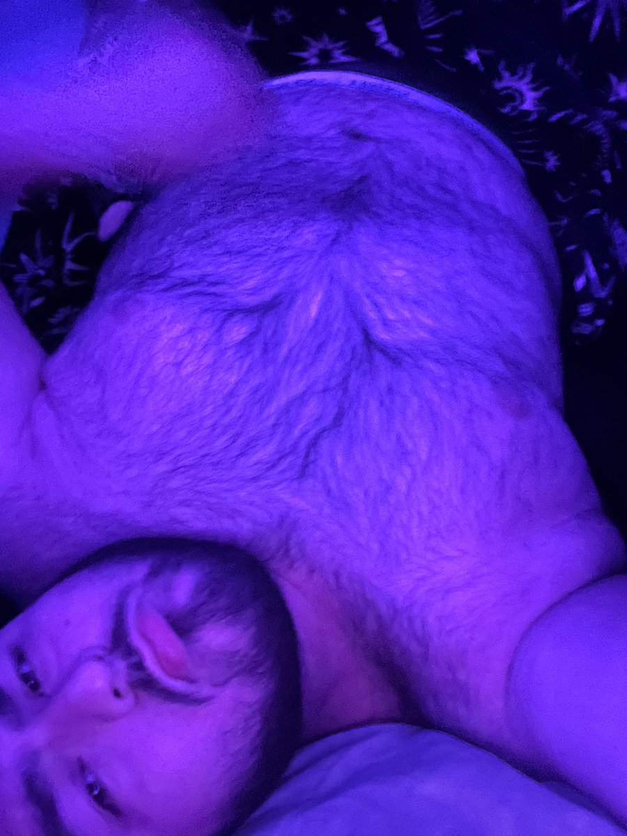 Hairy everywhere 🐻❤️