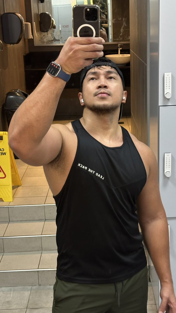 arkikobaltero's tweet photo. morning pump💪🏽 #gym https://t.co/Hsz6n1jGf1