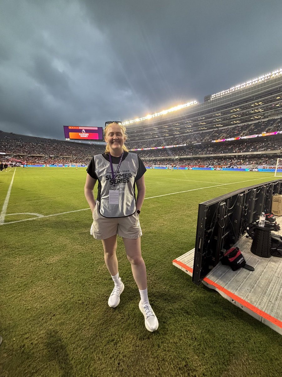 maddyoffline's tweet image. Game two of the #PLSummerSeries 🙏

📍Chicago 

#MUFC