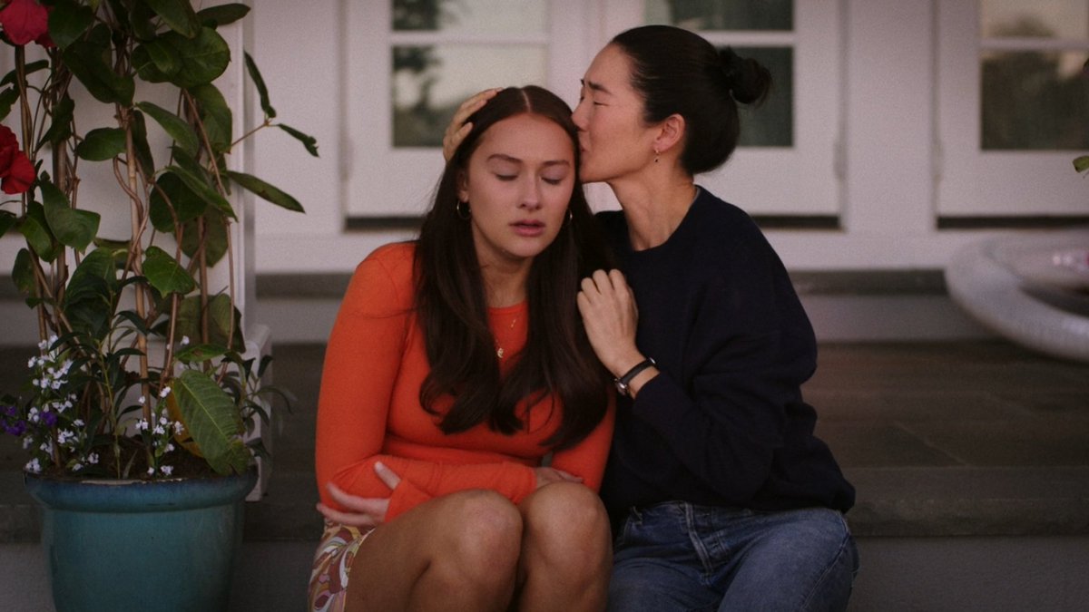 chappellofliv's tweet photo. ????? it's literally stated in the books and show that belly prefers to be alone when dealing with intense emotions and conrad knows that about her. the only people she seeked real comfort from was susannah and her mother. which is the whole point of the damn scene. https://t.co/YKMrvHqvpS