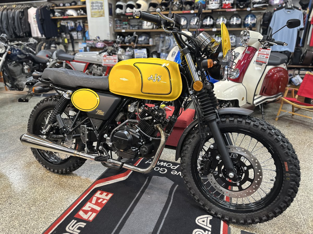 KMDex_hatahata's tweet image. イギリス・バーミンガムコレクションが続きますwww

#AJS #テンペストスクランブラー125 入荷しました！#TempestScrambler

AJS（エージェイエス）は、1909年に英国バーミンガムで誕生した伝統あるモーターサイクルブランド。