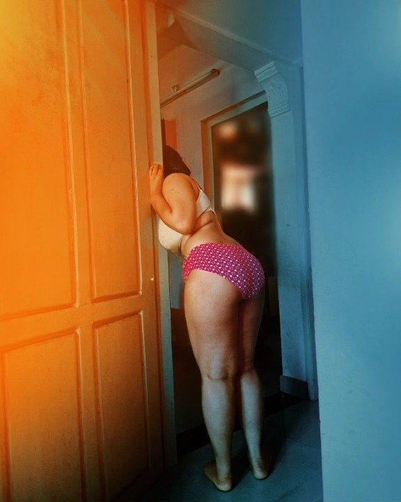 Desi Doll tweet media