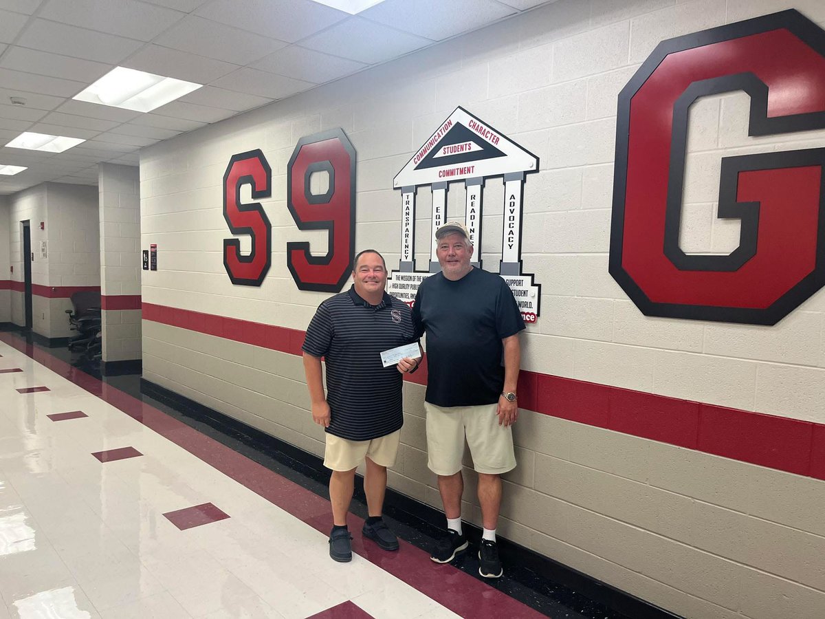 Principal Nekeysha Jones tweet media