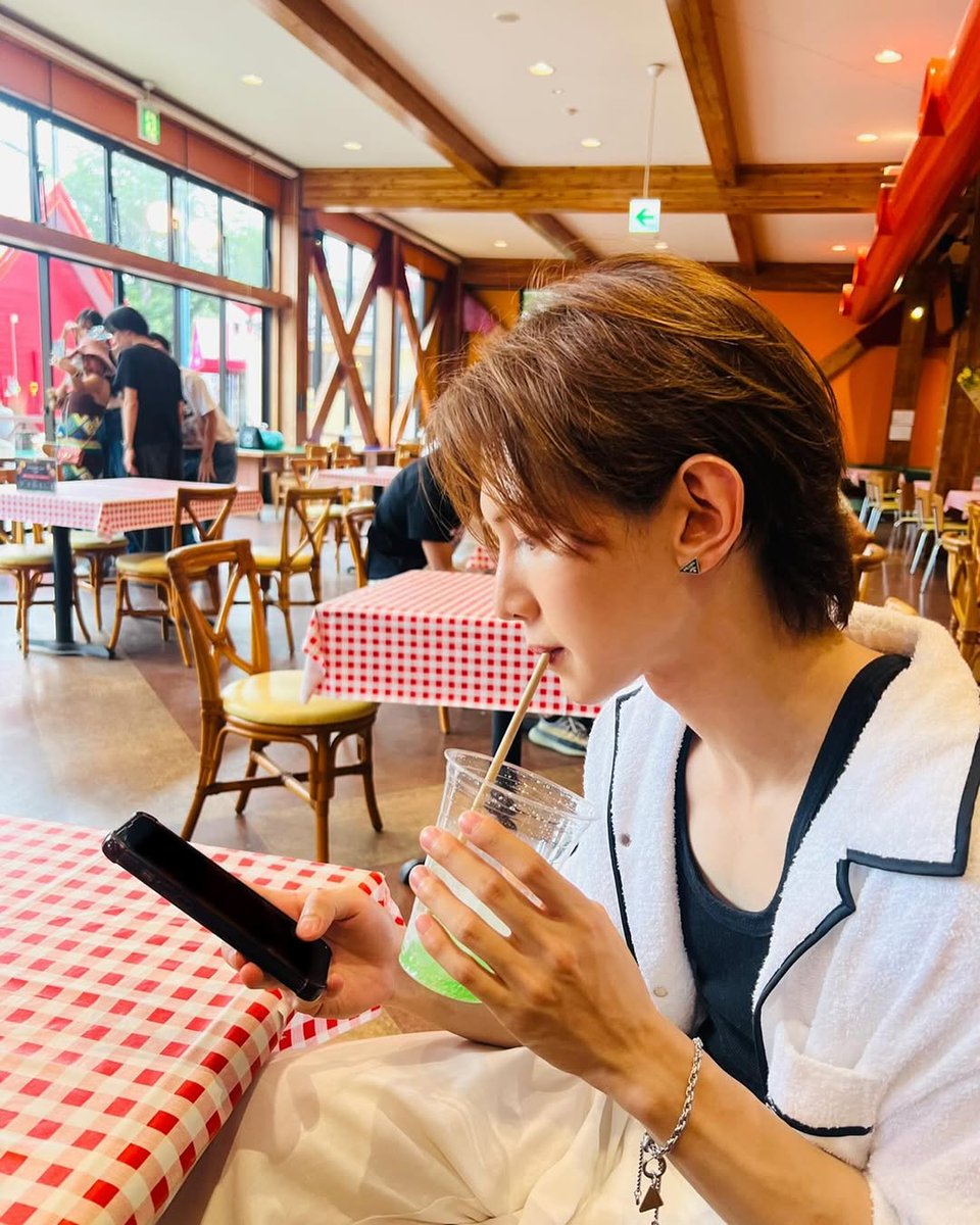 haru 여상 · tweet media