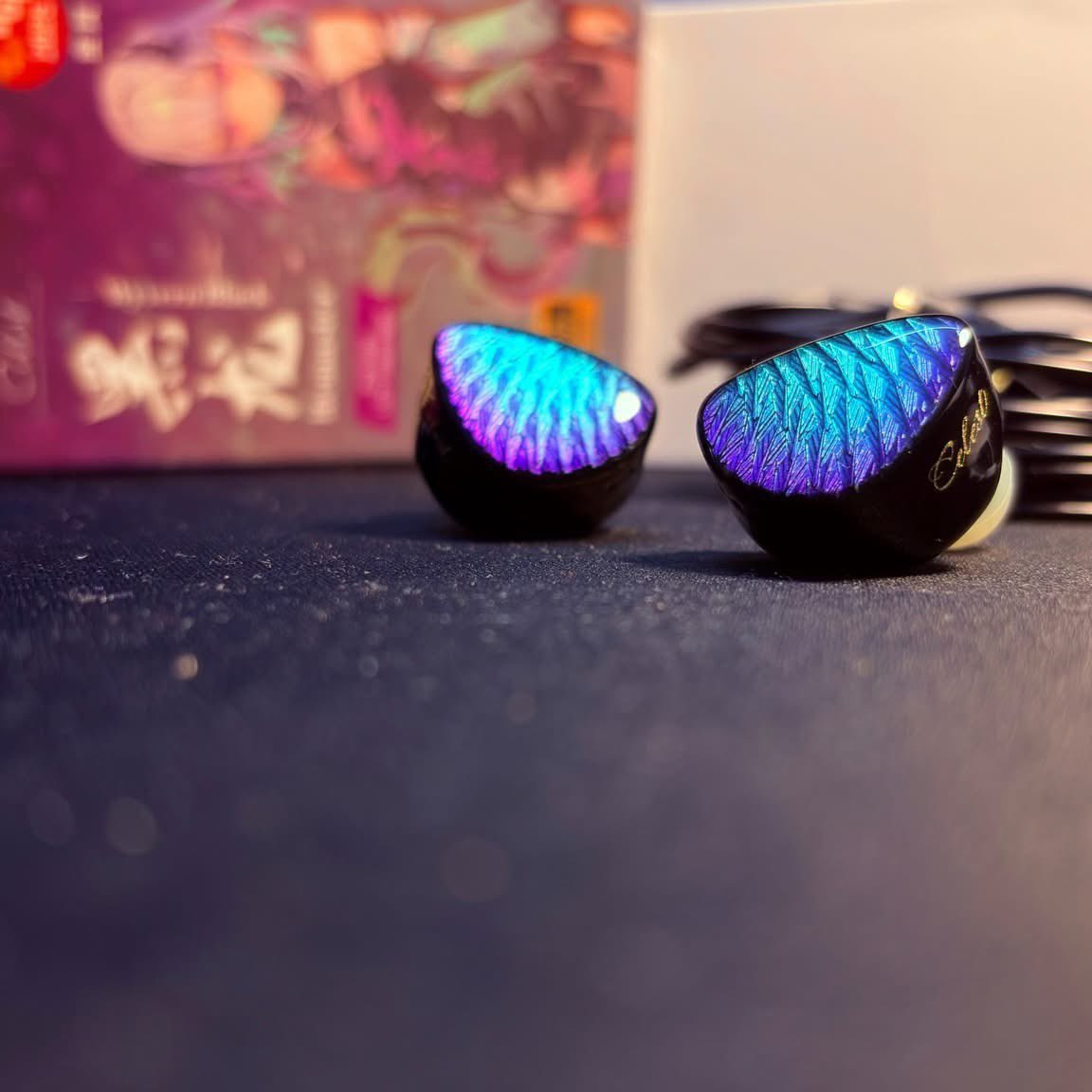 celestaudioLSR's tweet image. 楽器の分離感と定位は実際とても優れています。安価なモデルではこの点が弱く、特に情報量の多い曲では音がぼやけたり混雑したように感じられることが多いですが、このIEMはその点を非常によく処理してくれます。正直、驚くほどです。
レビュー提供： JoshBiv1
全文はこちら：
head-fi.org/.../kinera-cel…