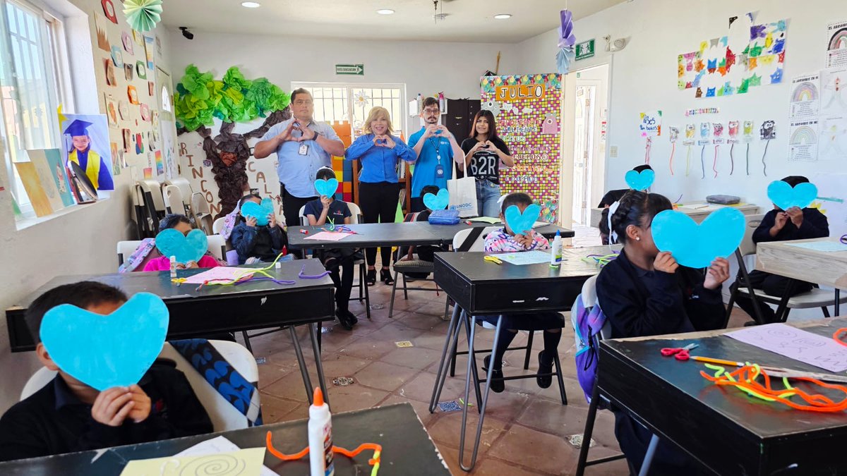 UNODCmexico's tweet photo. Gracias a @RBCorazones por abrirnos las puertas de la Casa del Jardín, refugio de sobrevivientes de #TrataDePersonas.

Su labor nos recuerda que visibilizar y prevenir la trata requiere compromiso constante y coordinación desde lo local.

Es momento de ponerle #FinALaExplotación. https://t.co/kp5N2zgJj6