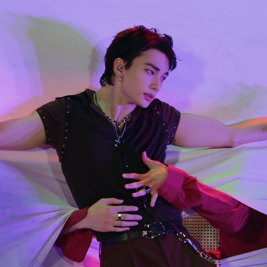 dominATE tour
First day                               Last day