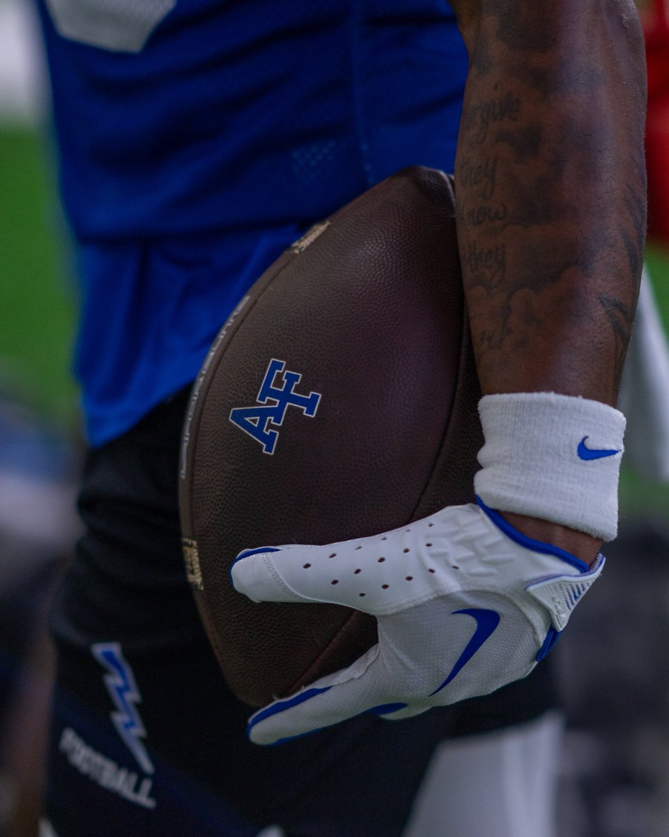 The day 1️⃣ details 👀