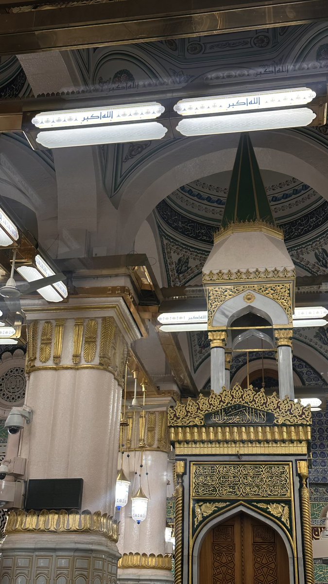 m_alzughaibi6's tweet image. حمدلله اني من اهل طيبة حمدلله اني اقدر ادخل روضه من رياض الجنه ادعي واصلي وجمبي اعظم واطهر خلقه 😔❤️❤️❤️. 

#المدينة_المنورة