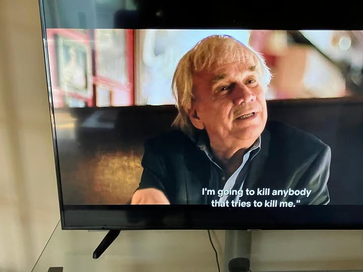 I'm in this new Son of Sam  documentary on Netflix that started today. I have about a dozen  appearances. Most of them pretty brief. But it's fun being a TV star for  a little while! 
youtube.com/watch?v=mLENED…