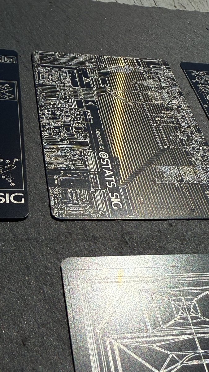Stats_Sig's tweet image. Art Cards for Sound Haven
Limited to 176 units
3 designs, 1 is a holo
Funktion graphics on the back of all cards
Handing these out to whoever finds me and say hi!
