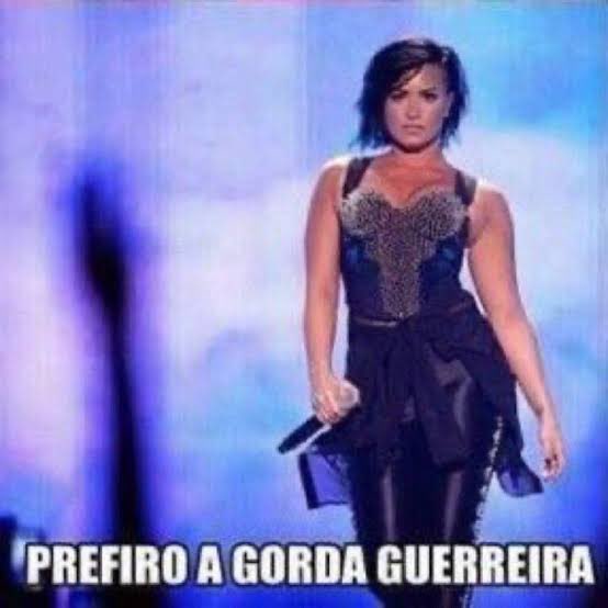 hoje como diria Maria Bethânia “minha fome é matéria que você não alcança”