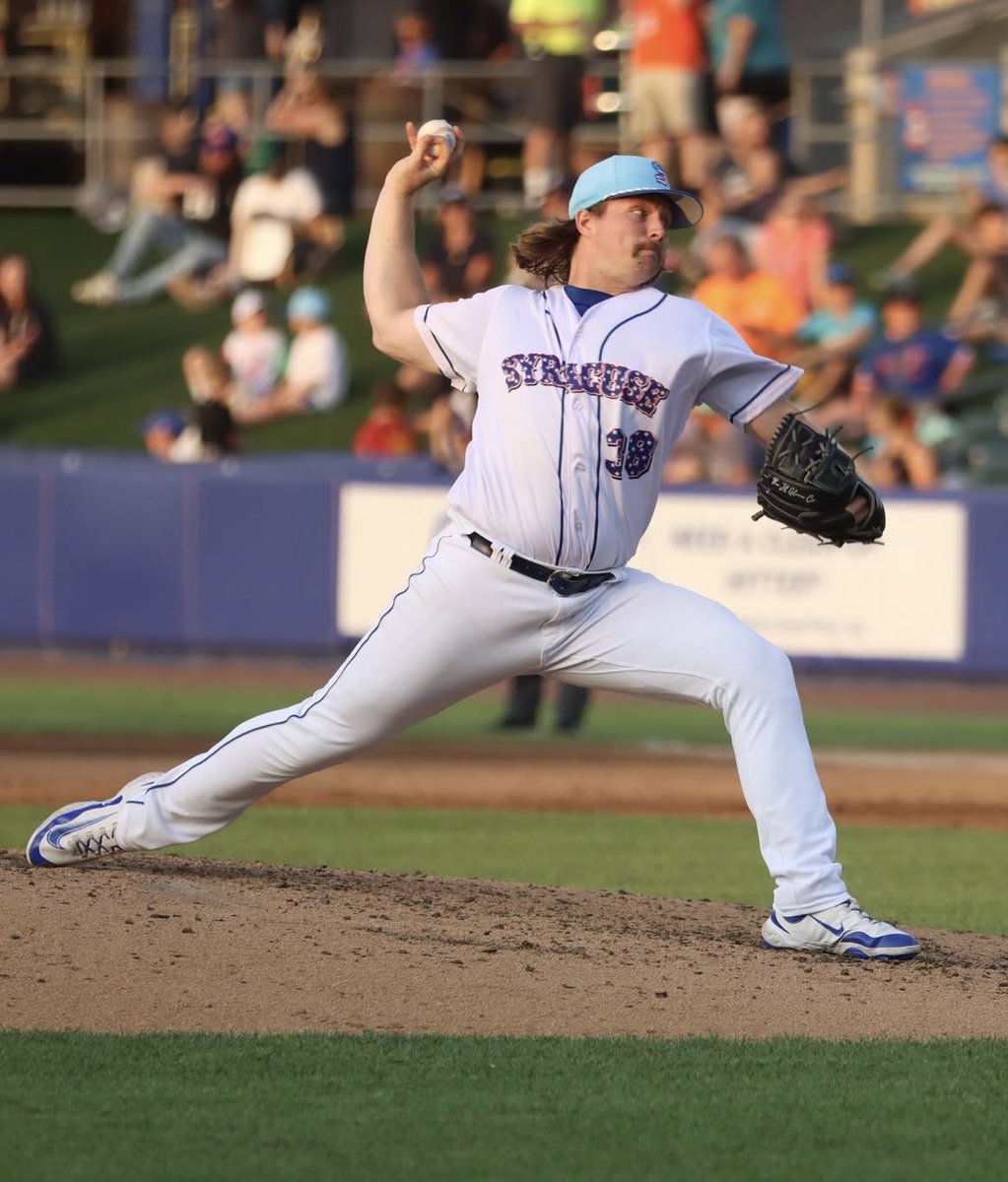 jlgloveco's tweet photo. Busy couple of days for the #JLSquad down on the farm 

Hunter Gregory fired 0ER in his outing for @BlueJays AAA Affiliate

Cade Winquest tossed 5.2 innings of 1ER 5K ball for @Cardinals AA affiliate 

Dakota Hawkins continued to stay hot allowing 1ER over his last 24.1 innings https://t.co/8FO9Ipx8nJ