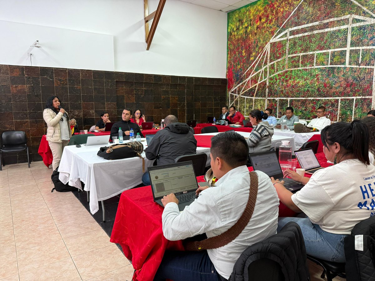 Finalizamos el empalme de la Consejería Mayor de la Organización Nacional Indígena de Colombia, entregando en armonía los procesos al consejero mayor entrante, Roselino Joropa. Este acto reafirma nuestro compromiso con el fortalecimiento de la gobernabilidad y la territorialidad