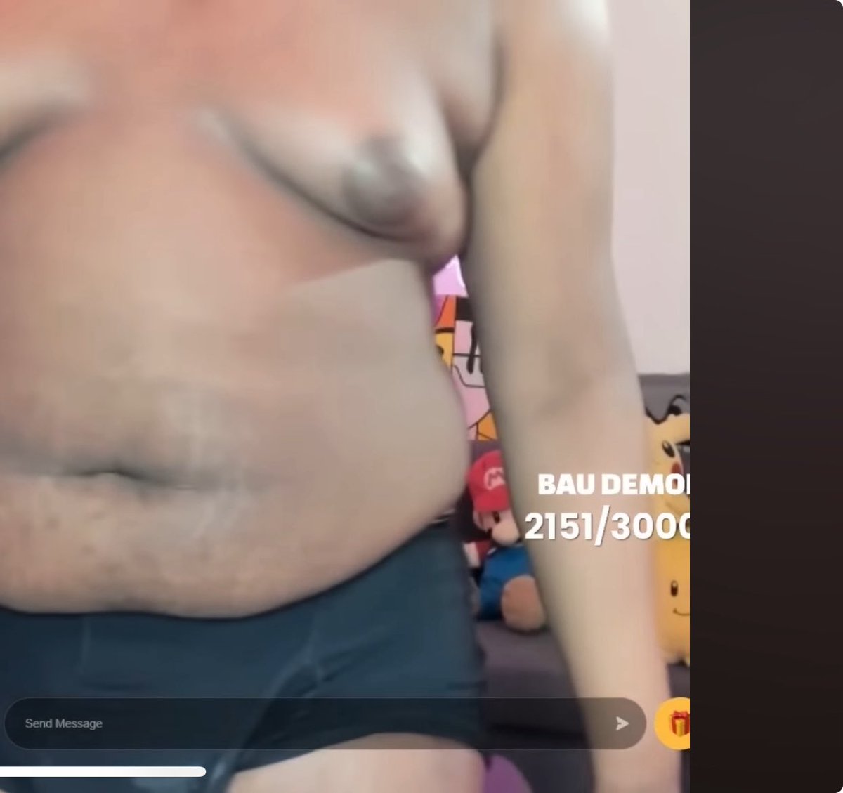 PloadFN's tweet image. Where is he chat?